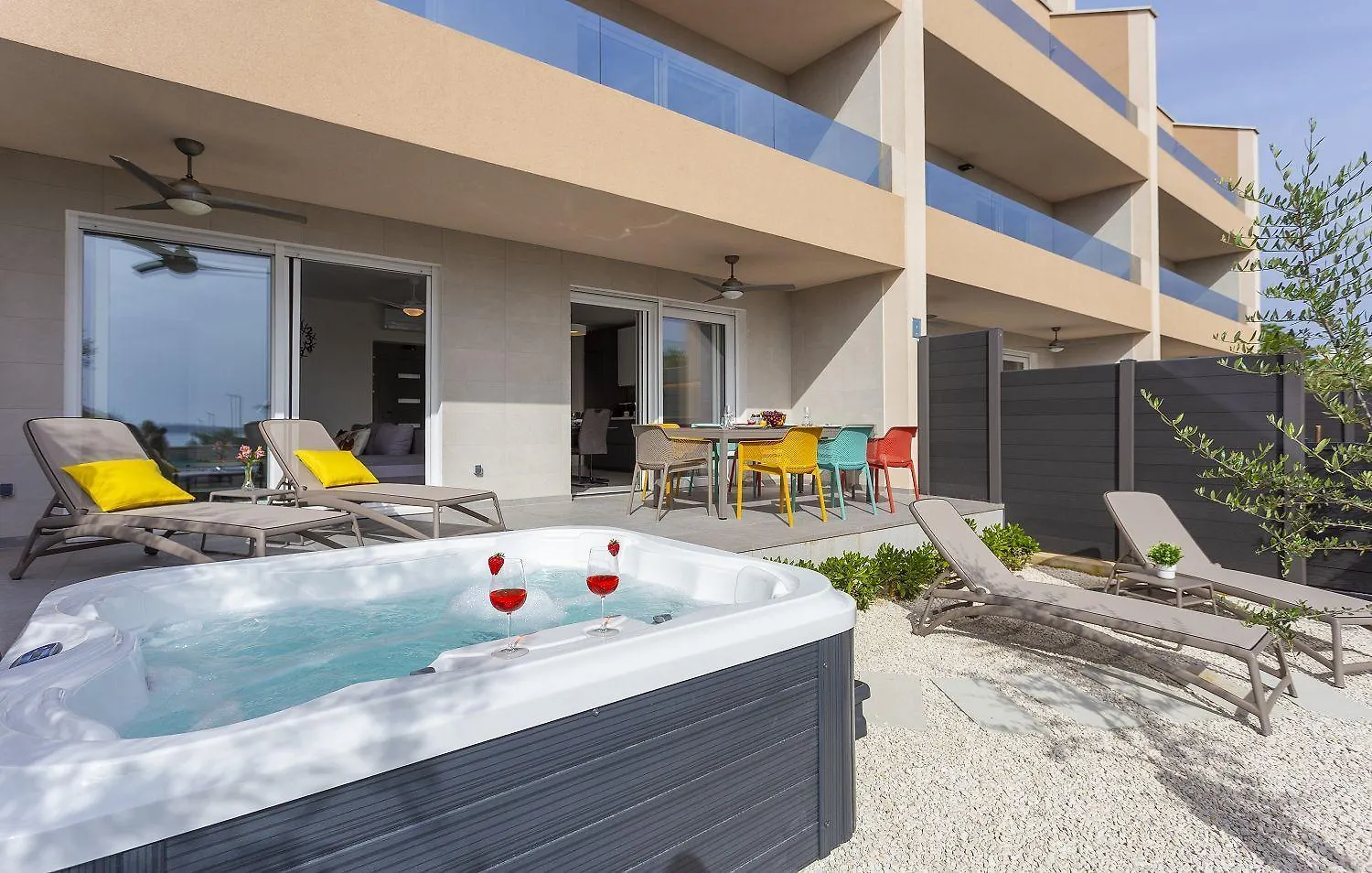 Faszinierendes Apartment 100 Meter Zum Sandstrand Mit Whirlpool, Meerblick Medulin Croatia