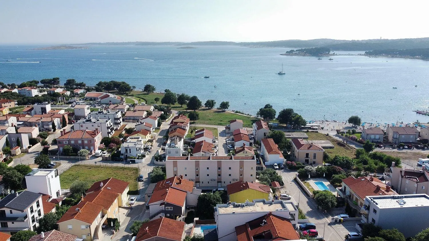 Faszinierendes Apartment 100 Meter Zum Sandstrand Mit Whirlpool, Meerblick Medulin