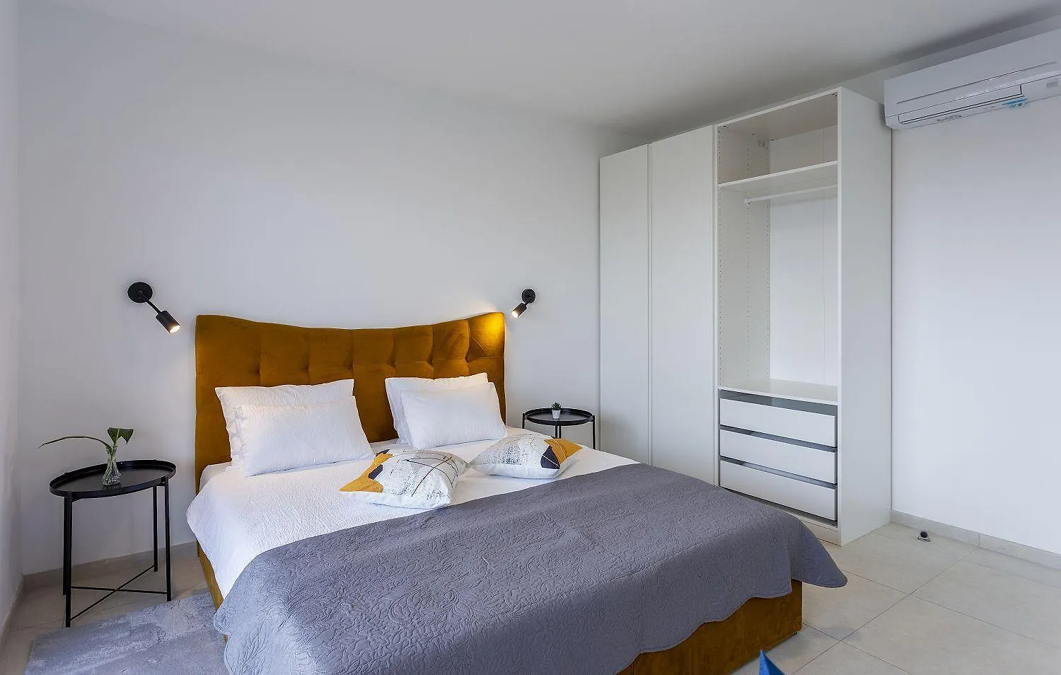 Faszinierendes Apartment 100 Meter Zum Sandstrand Mit Whirlpool, Meerblick Medulin
