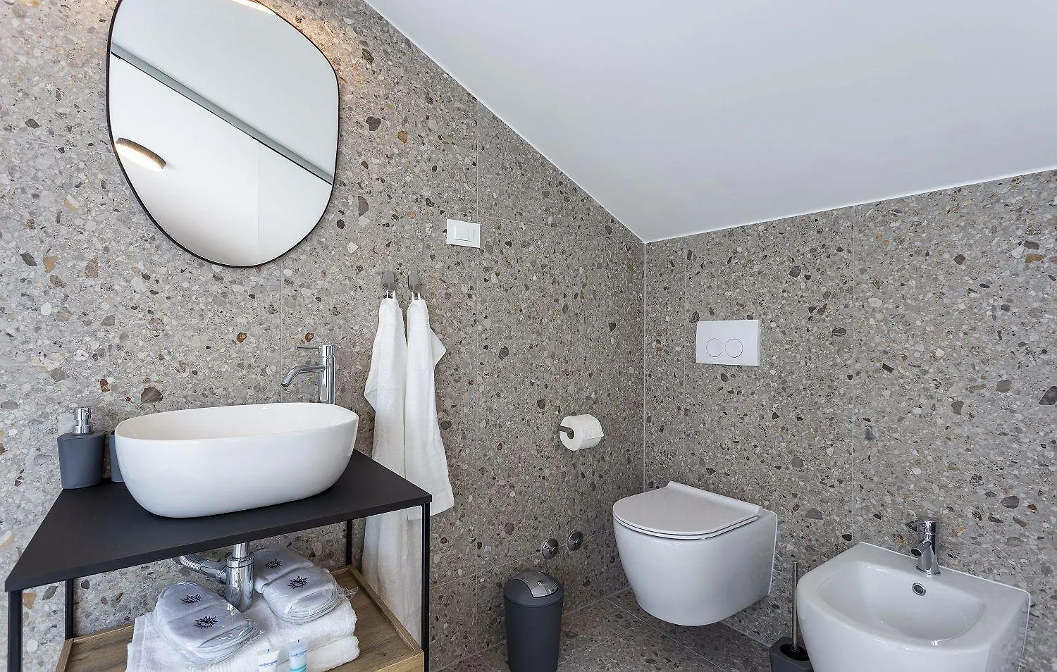 Faszinierendes Apartment 100 Meter Zum Sandstrand Mit Whirlpool, Meerblick Medulin