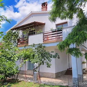 Cukon Apartment